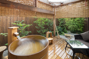 Nazuna 二条城 旅館 4*
